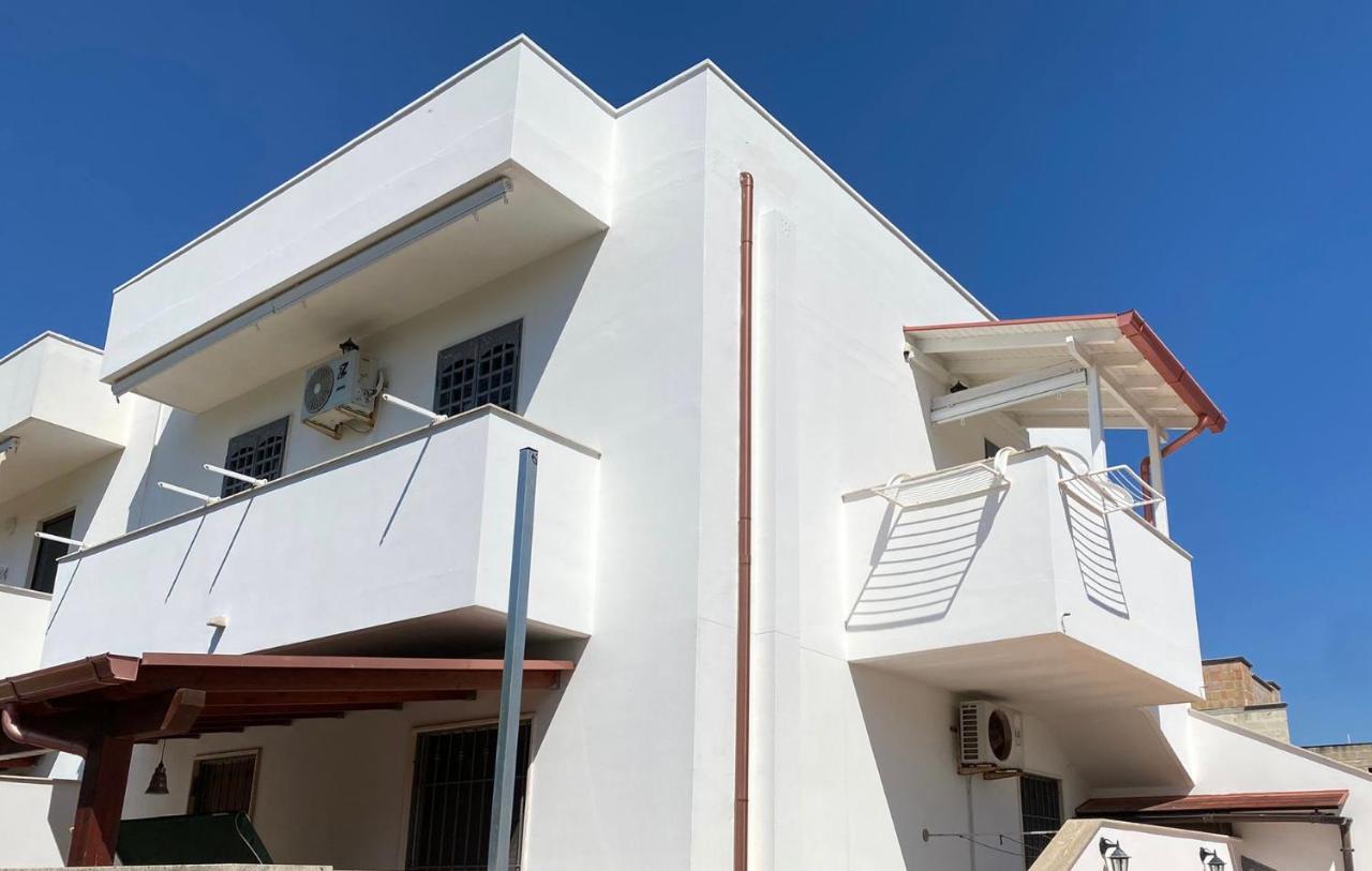 Casa Vacanze Lisa Torre Ovo Kültér fotó